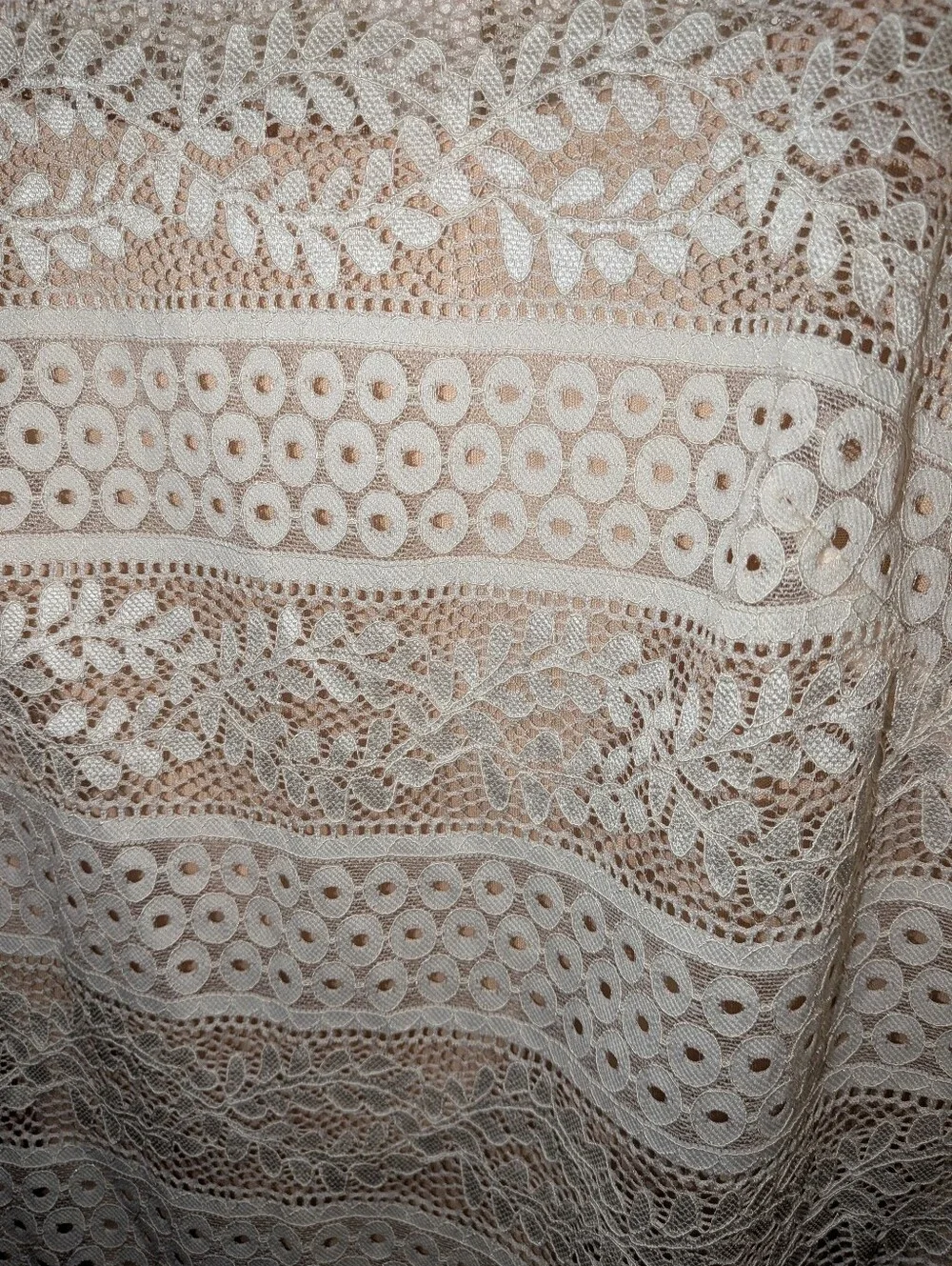 Jessica Howard Cream Lace Midi Dress with Ruffle Sleeves Size 6